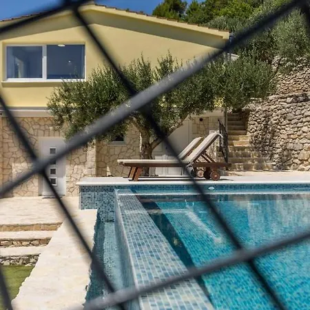 Dream Hill Kaštel Kambelovac