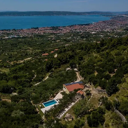 Dream Hill Villa *